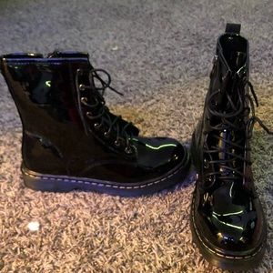 SOHo black boots